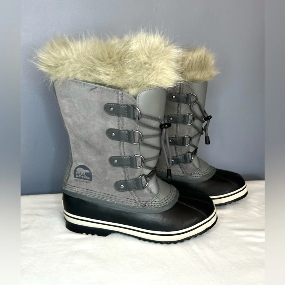 Sorel Joan Of Arctic Boots Womens Size 6 Gray Black Faux‎ Fur Waterproof Snow